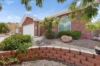 9324 Saguaro Street NW 