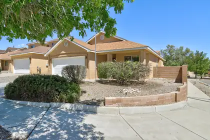 5931 Sleepy Nights Road NW, Albuquerque