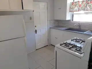 808 Carlisle Boulevard NE 