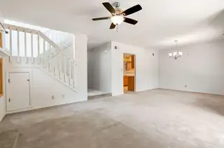 4922 Casa Del Oso NE 