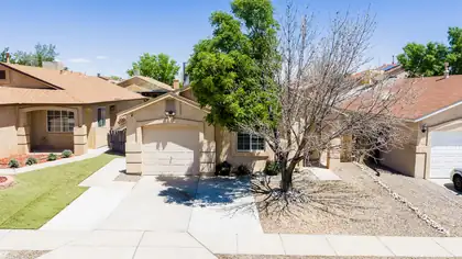 6009 Cyonus Avenue NW, Albuquerque