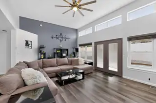 233 Nicklaus Drive SE 