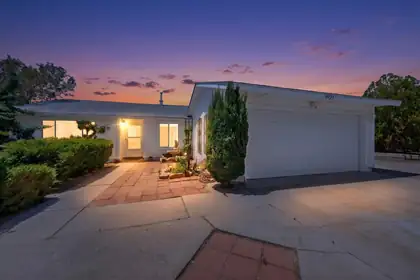 9921 Plunkett Drive NW, Albuquerque
