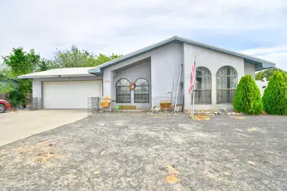 1070 Peach Court SE, Los Lunas
