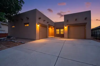 910 Mountain Phlox Way, Bernalillo