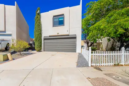 4929 Black Drive NW, Albuquerque