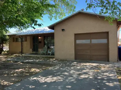 2801 Alvarado Drive NE, Albuquerque 