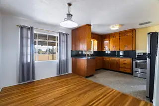 2801 Alvarado Drive NE 