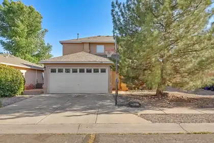 1050 Las Golondrinas Court NW, Albuquerque