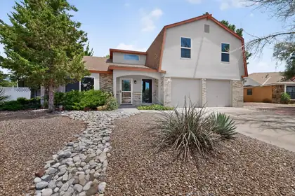 5612 Chelwood Park Boulevard NE, Albuquerque