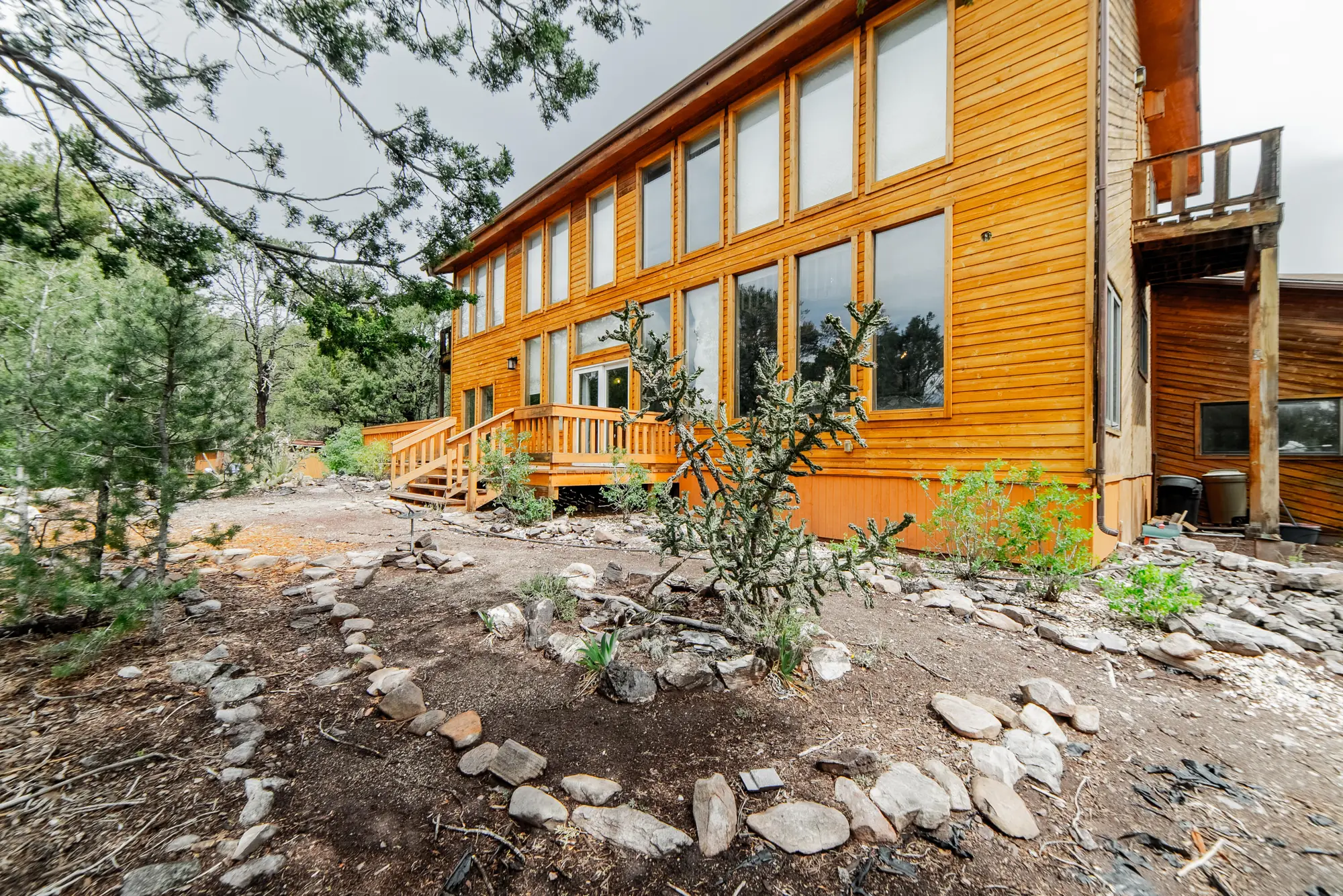 60 Sandia Haven Drive