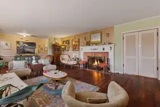 1515 W Reinken Avenue 