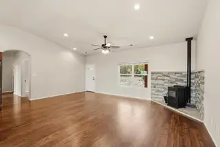 8 Zia Court 