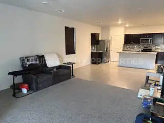 1460 Vista Grande Loop NE 