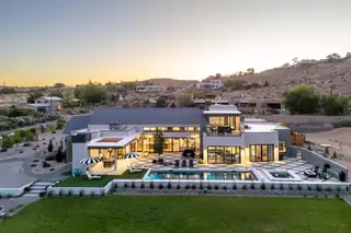 1524 W Ella Drive 