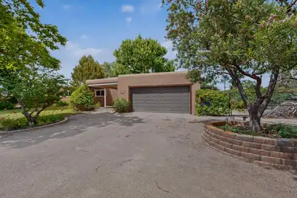 1201 Western Meadows Road NW, Albuquerque