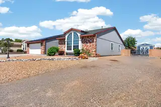 2413 Agua Fria Drive NE 
