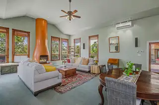 315 Laguna Seca Lane NW 