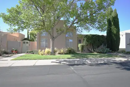 9107 La Costa Drive NE, Albuquerque