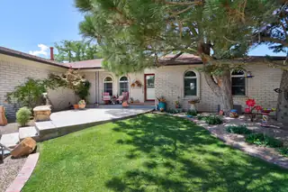 1005 Sagebrush Trail SE 