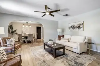1005 Sagebrush Trail SE 