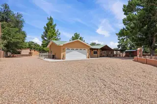 1600 W Bosque Loop 