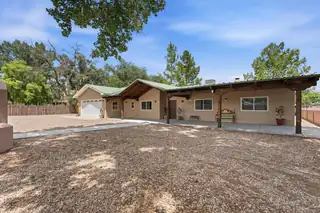 1600 W Bosque Loop 
