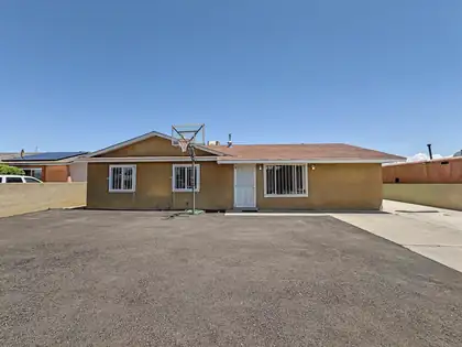 808 Sunrise Drive SW, Albuquerque 