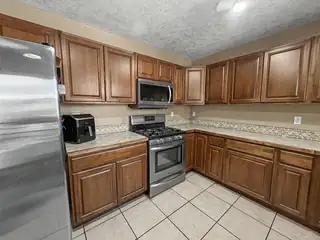 808 Sunrise Drive SW 