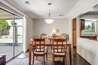 215 Western Hills Drive SE 