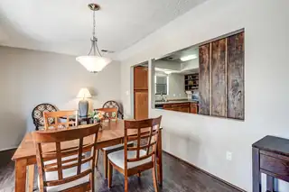 215 Western Hills Drive SE 