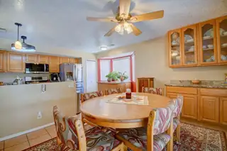 37 Castle Rock Road SE 