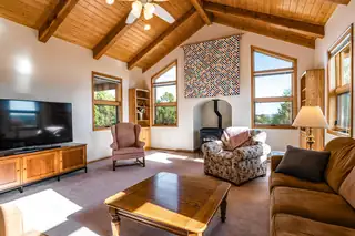 1558 County Line Road 