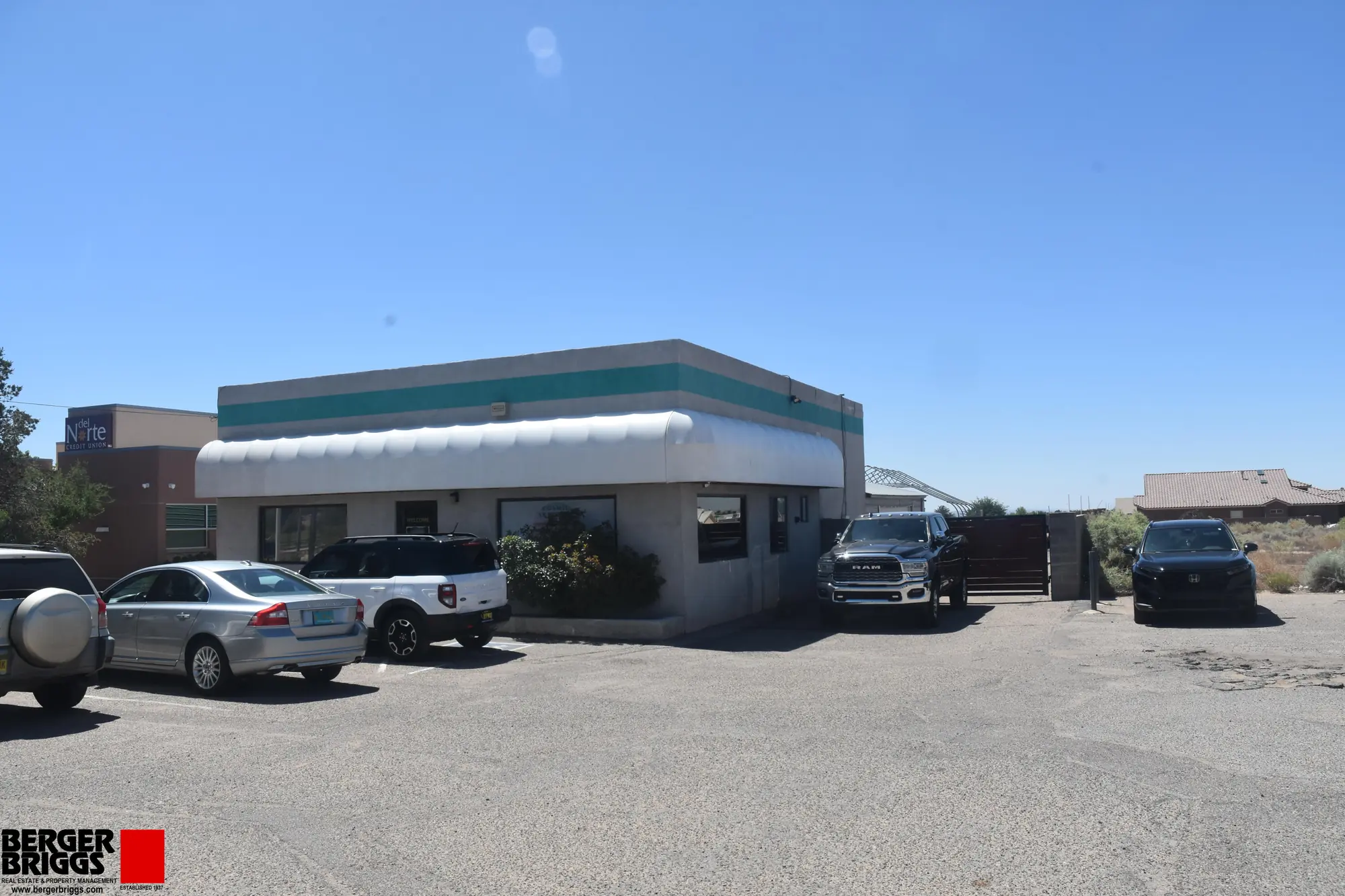 2516 S Southern Boulevard SE