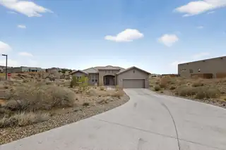 5572 Barranca Overlook Court NE 