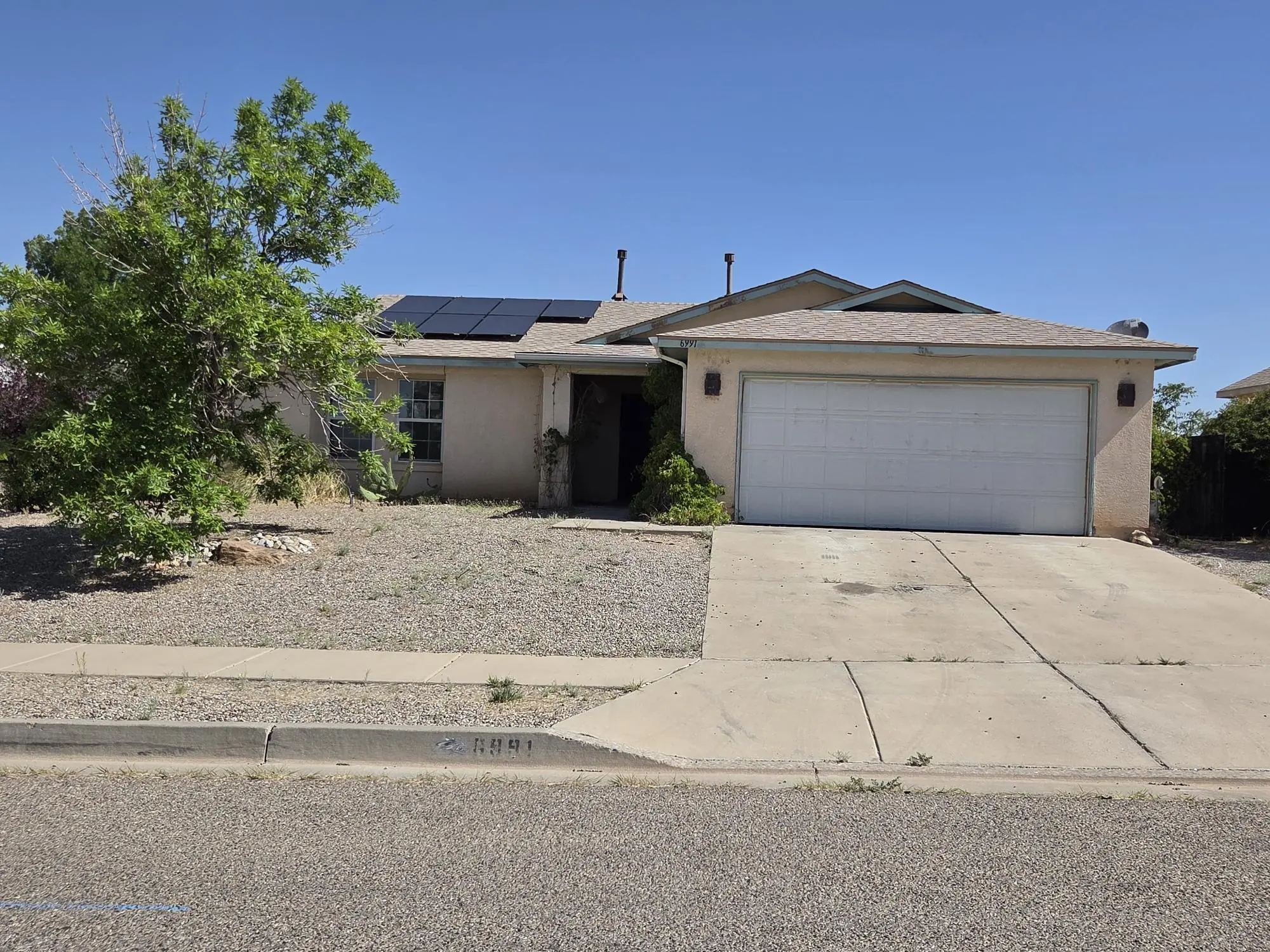6991 S Clark Hills Drive NE