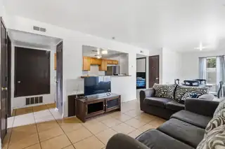 123 Merlida Court SW 