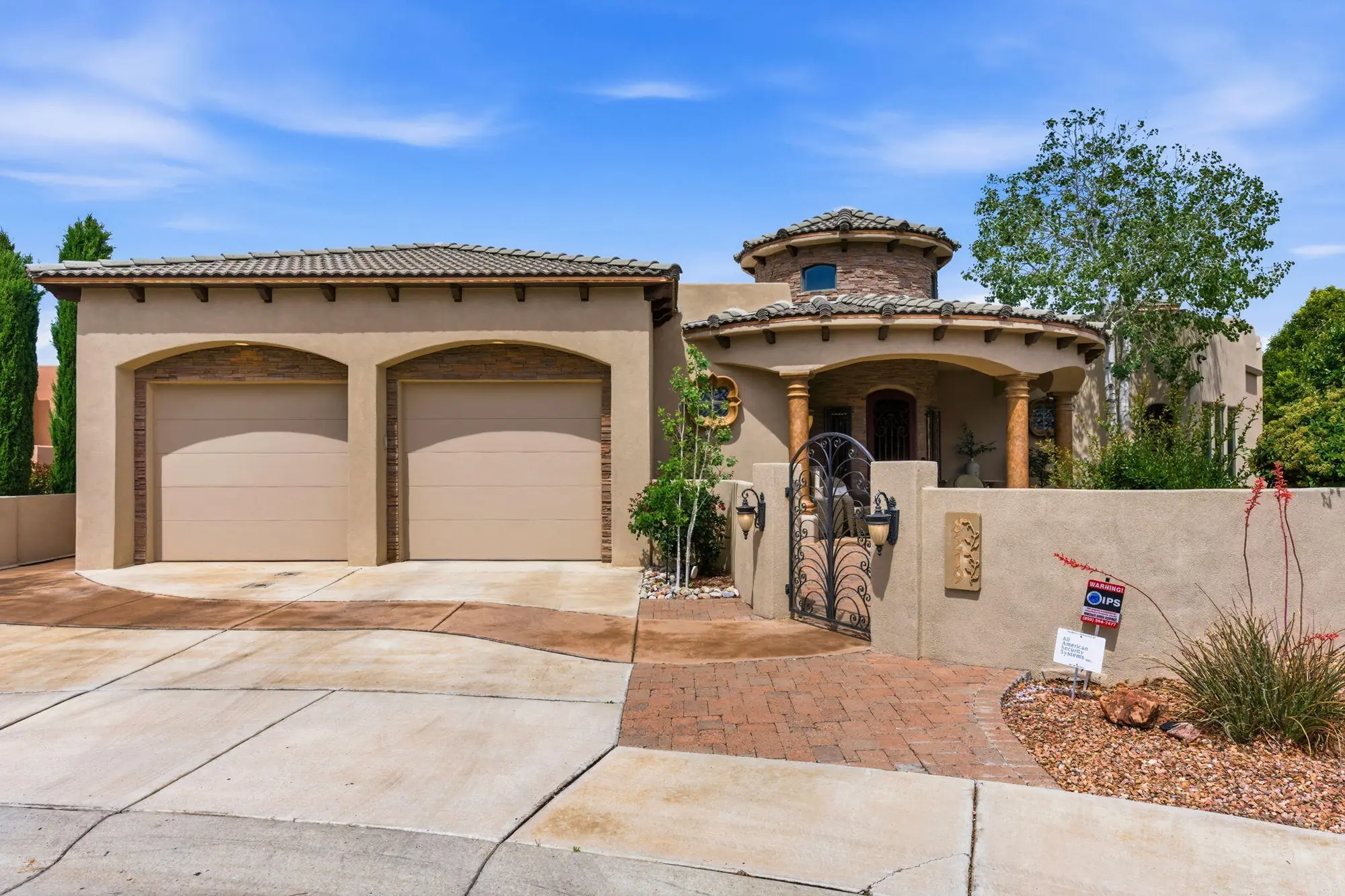 8219 Desert Poppy Lane NE