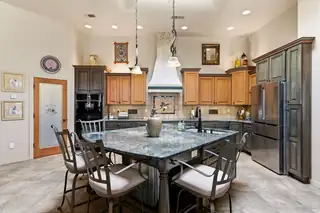 8219 Desert Poppy Lane NE 