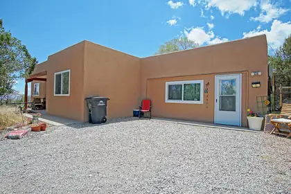 2 Detrias Court, Edgewood 