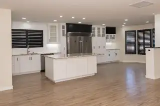 1327 El Segundo Avenue NE 