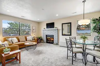 832 Foraker Road SE 