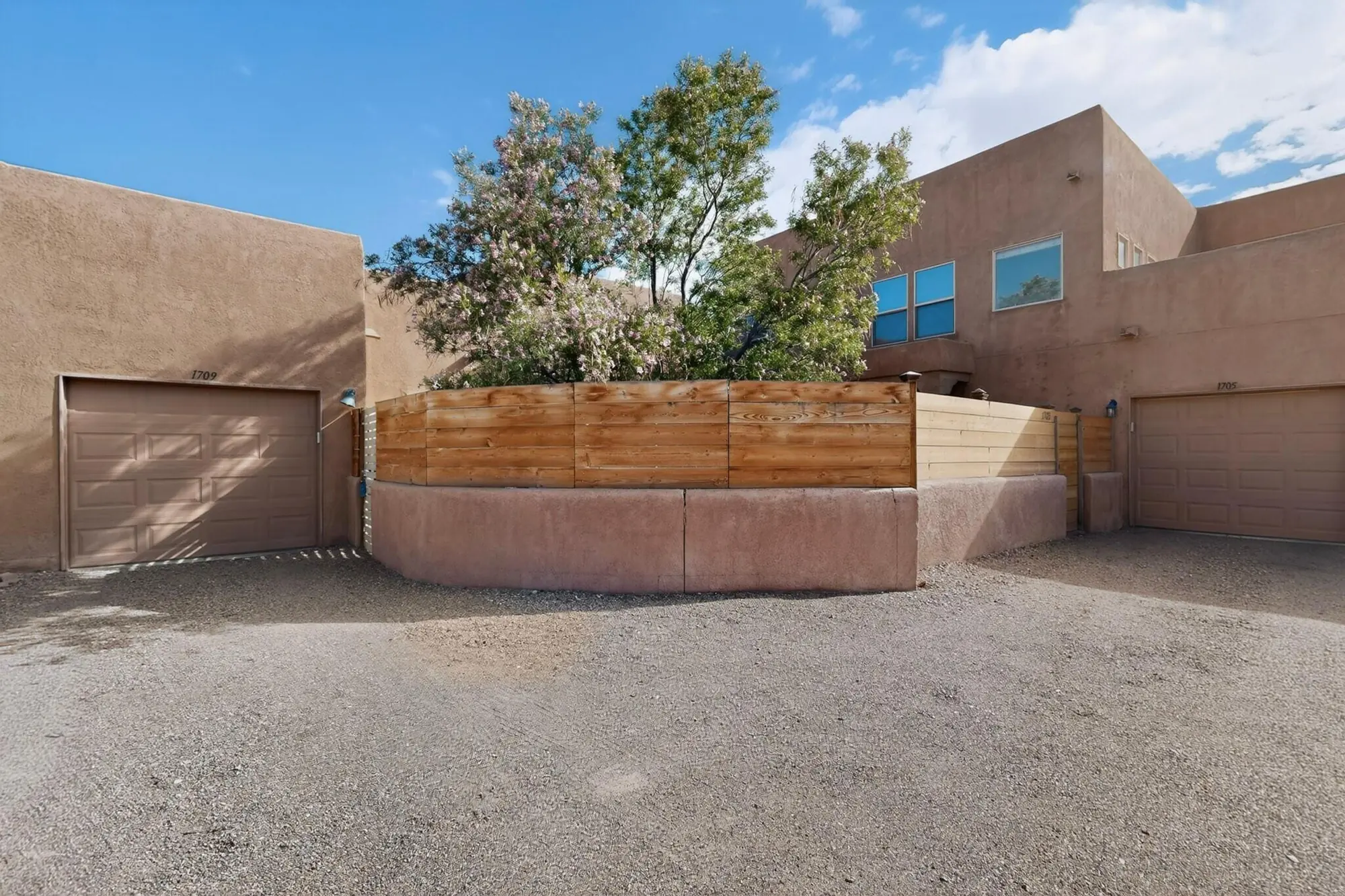 1709 Violetas Road NW
