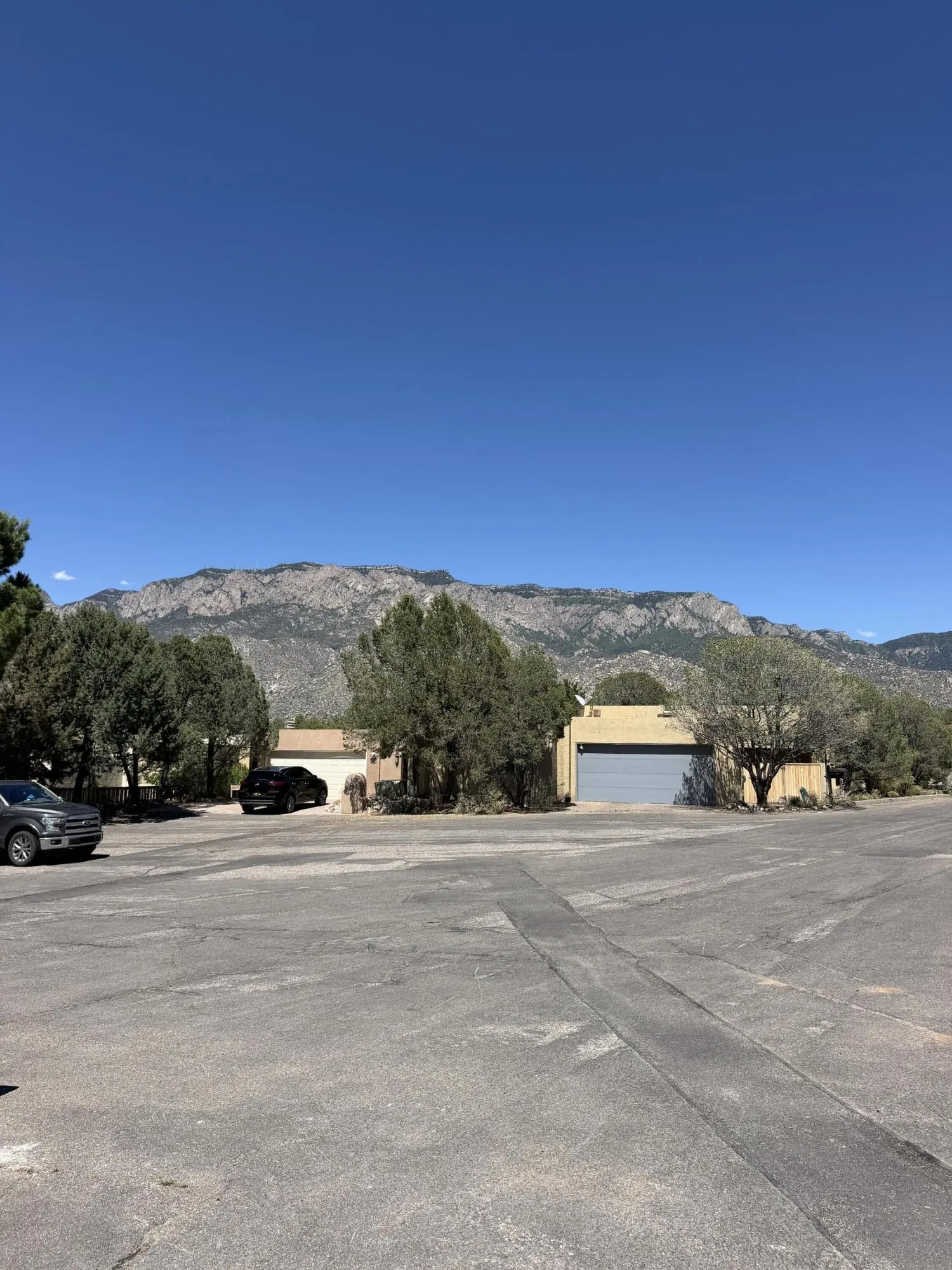 1822 Tramway Terrace Loop NE