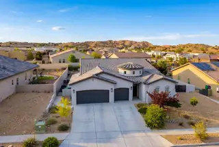1878 Castle Peak Loop NE 