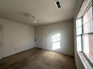 302 Zia Court 