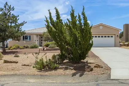 6814 Oersted Road NE, Rio Rancho