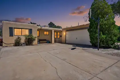 10513 Apache Avenue NE, Albuquerque