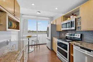600 Alcalde Place SW 5A 