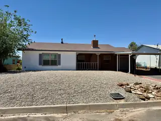 1672 Domain Loop SE 